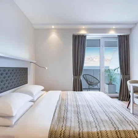 Allince By Marriott Aparthotel Batumi Exterior photo
